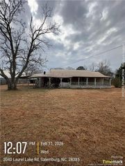 2040 Laurel Lake Road, Salemburg, NC 28385