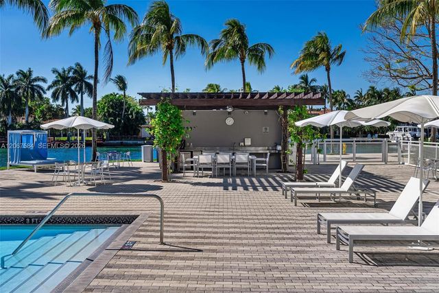 6101 Aqua Avenue 703, Miami Beach, FL 33141