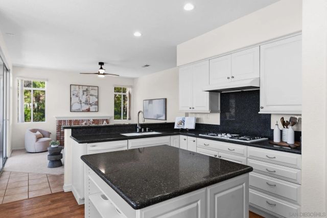 7406 Keisha Terrace, San Diego, CA 92126