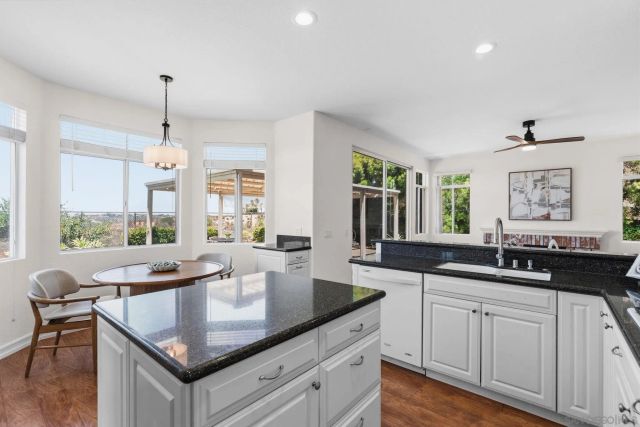 7406 Keisha Terrace, San Diego, CA 92126