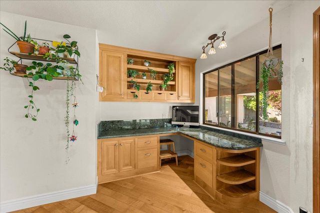 10 Capay Ct, Sacramento, CA 95831