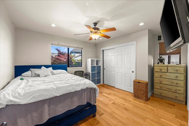 10 Capay Ct, Sacramento, CA 95831