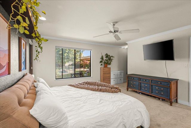 10 Capay Ct, Sacramento, CA 95831