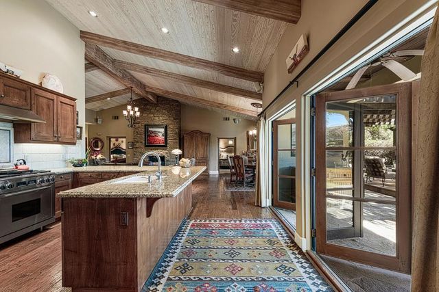 358 Villaggio E, Palm Springs, CA 92262