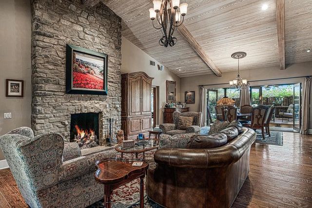 358 Villaggio E, Palm Springs, CA 92262