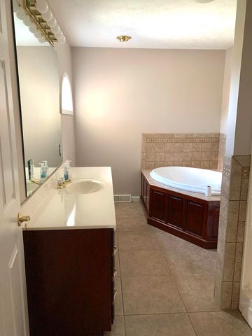 270 Jericho Road, Russell Springs, KY 42642