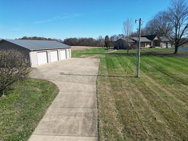 270 Jericho Road, Russell Springs, KY 42642