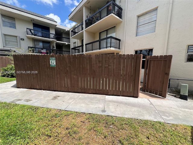 8307 SW 142nd Ave F105, Miami, FL 33183