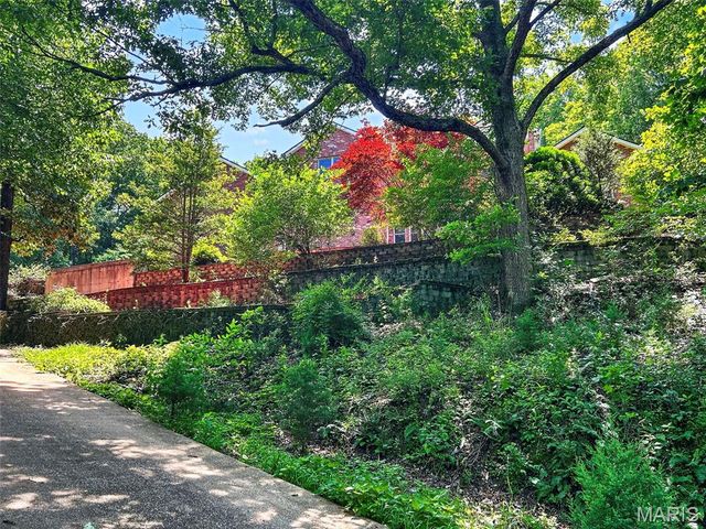 2440 Sunrise Drive, Barnhart, MO 63012