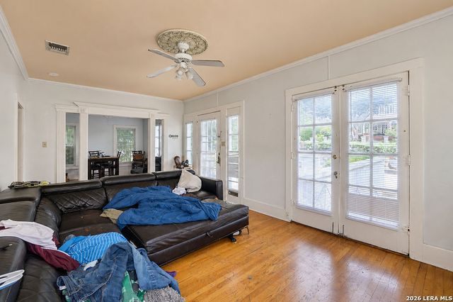 406 E Mulberry, San Antonio, TX 78212