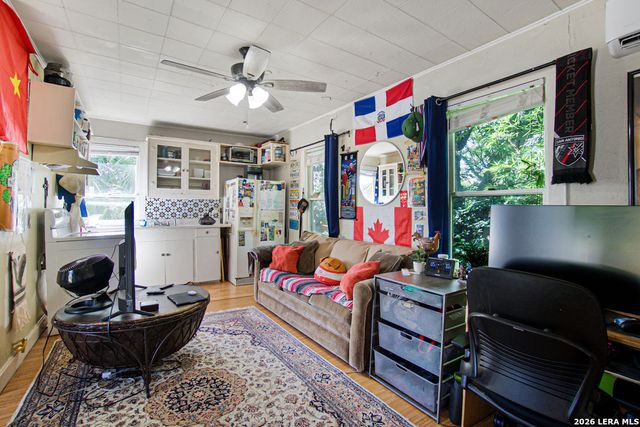 406 E Mulberry, San Antonio, TX 78212