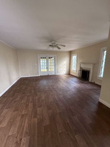 100 Smith Street, Naples, TX 75568