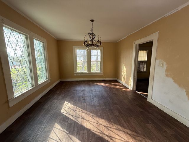 100 Smith Street, Naples, TX 75568