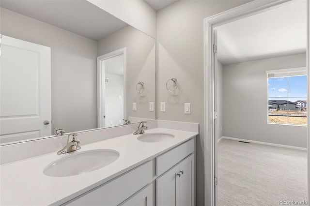 24116 E 53rd Drive, Aurora, CO 80019