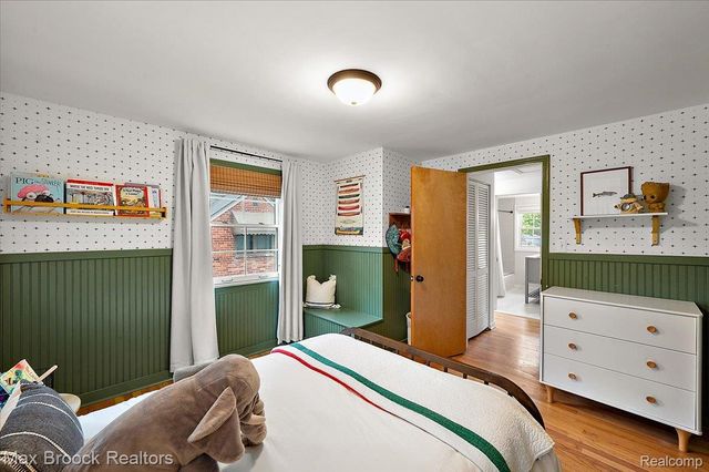 31617 Auburn Drive, Beverly Hills Village, MI 48025