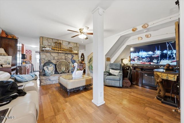 2248 Netherland Inn Road, Kingsport, TN 37660