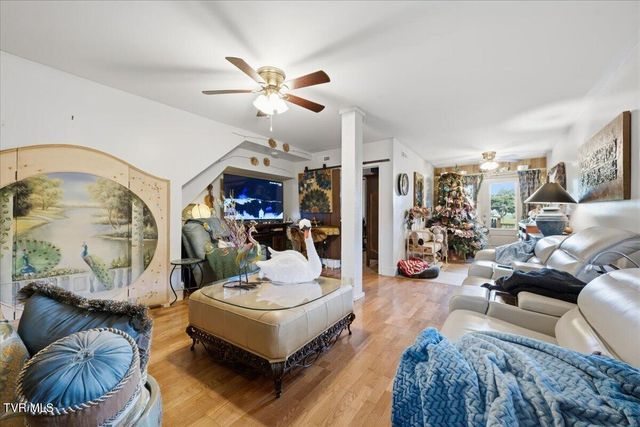 2248 Netherland Inn Road, Kingsport, TN 37660