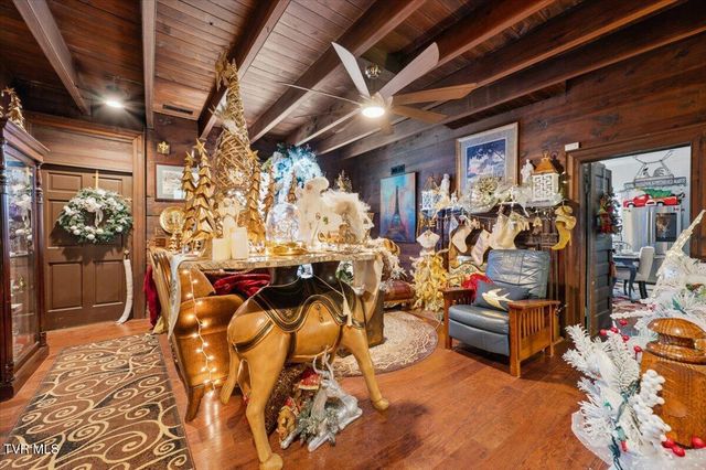 2248 Netherland Inn Road, Kingsport, TN 37660