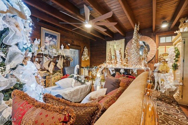 2248 Netherland Inn Road, Kingsport, TN 37660