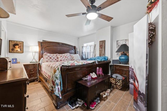 2248 Netherland Inn Road, Kingsport, TN 37660