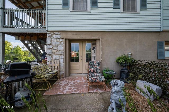 2248 Netherland Inn Road, Kingsport, TN 37660