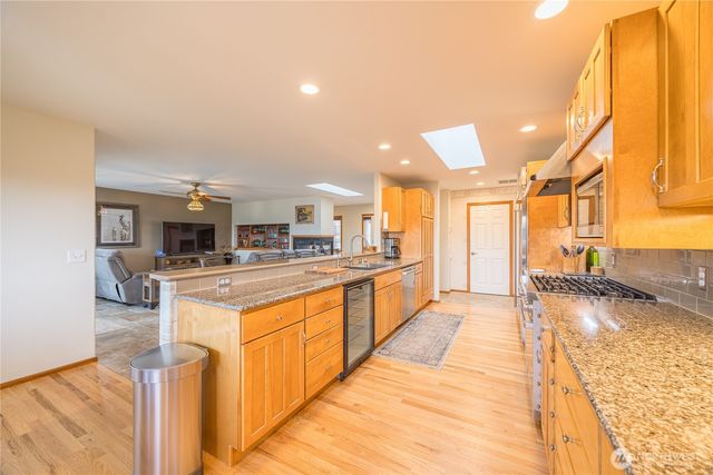 1250 Thornton Drive, Sequim, WA 98382