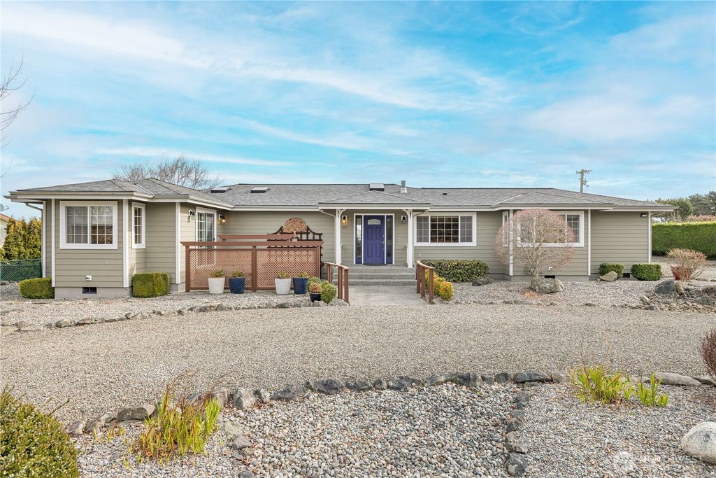 1250 Thornton Drive, Sequim, WA 98382