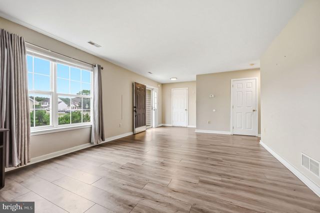 322 W WIND DR, Dover, DE 19901