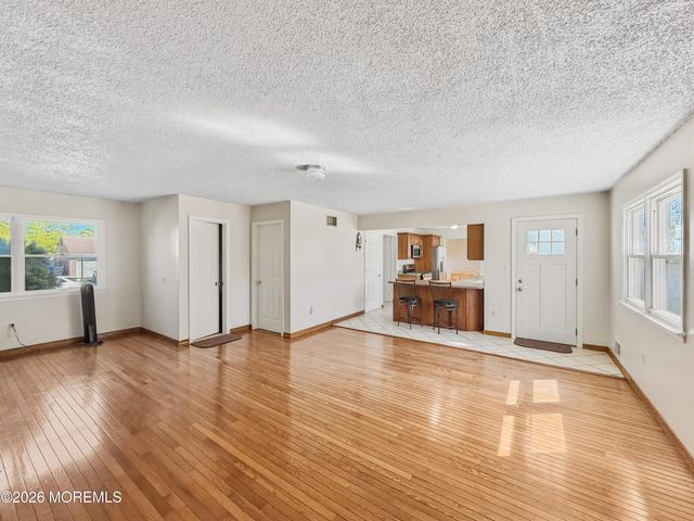 600 Carolina Avenue, Brick, NJ 08724
