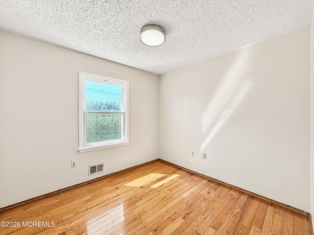 600 Carolina Avenue, Brick, NJ 08724