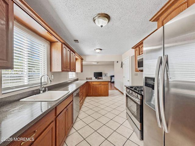 600 Carolina Avenue, Brick, NJ 08724