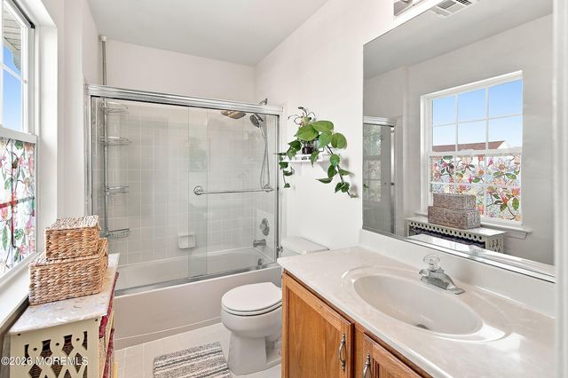 3 Skyline Drive, Hazlet, NJ 07730