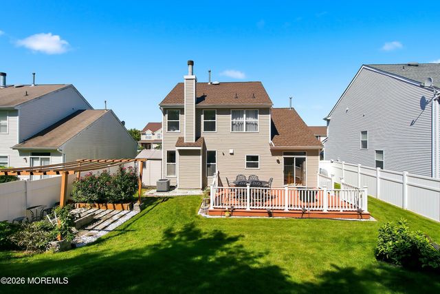 3 Skyline Drive, Hazlet, NJ 07730