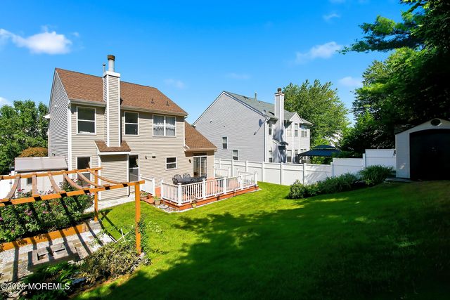 3 Skyline Drive, Hazlet, NJ 07730