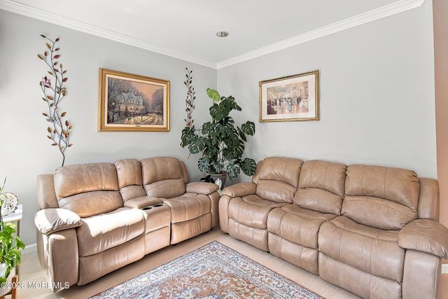 3 Skyline Drive, Hazlet, NJ 07730