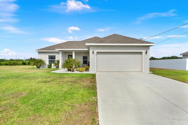 621 PALMDALE AVENUE, Avon Park, FL 33825