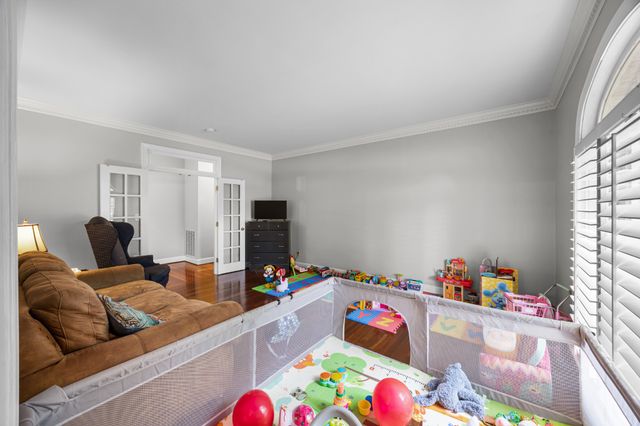 119 Stonehenge Dr, Jackson, TN 38305