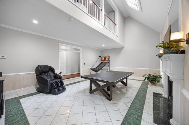 119 Stonehenge Dr, Jackson, TN 38305