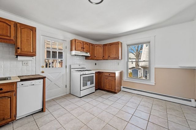 12-16 Landon Cir 3, Lynn, MA 01902
