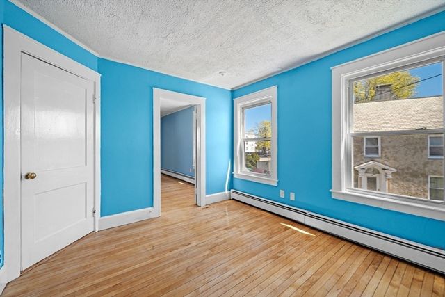 12-16 Landon Cir 3, Lynn, MA 01902