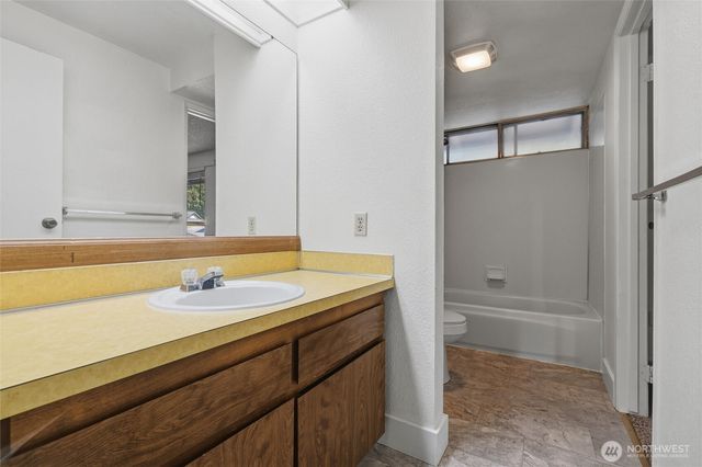 2795 NE John Carlson Road, Bremerton, WA 98311