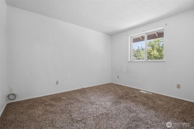 2795 NE John Carlson Road, Bremerton, WA 98311