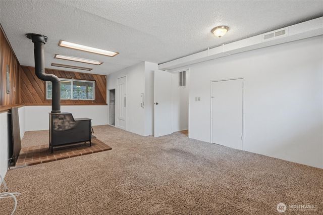 2795 NE John Carlson Road, Bremerton, WA 98311