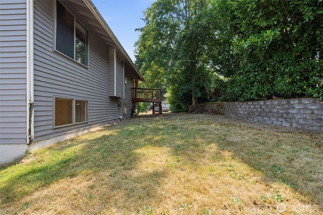 2795 NE John Carlson Road, Bremerton, WA 98311