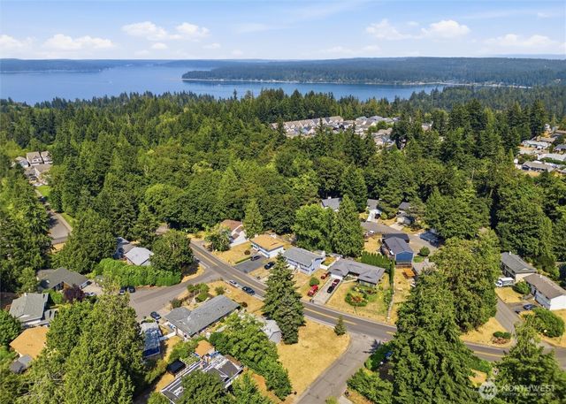 2795 NE John Carlson Road, Bremerton, WA 98311