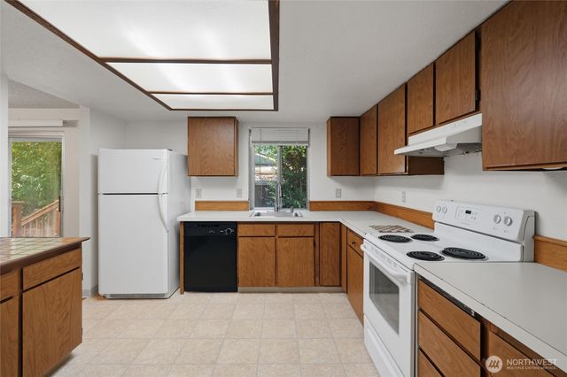 2795 NE John Carlson Road, Bremerton, WA 98311