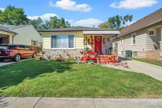 1582 Chandler Avenue, Lincoln Park, MI 48146