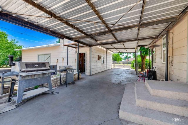2704 Waco Street, San Angelo, TX 76901