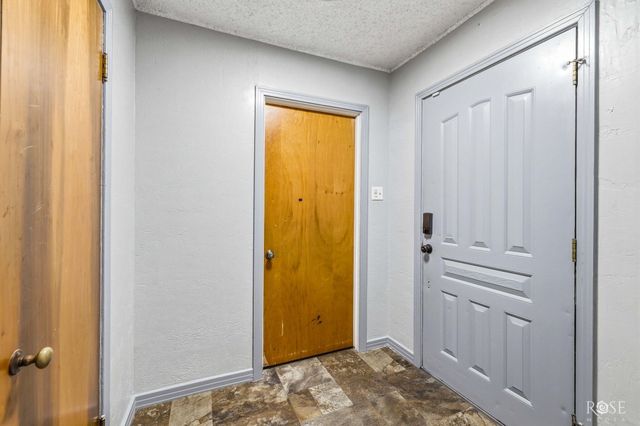2704 Waco Street, San Angelo, TX 76901