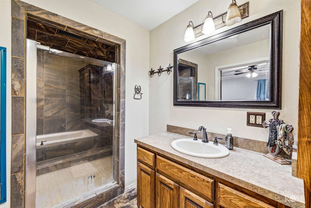 Image 17 of property listing at 2704 Waco Street, San Angelo, TX 76901